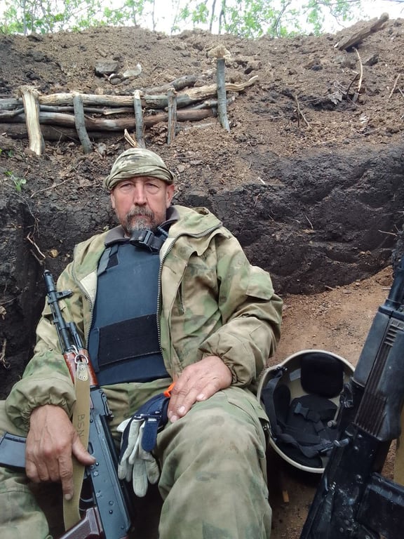 Анатолій Кірда в окопі