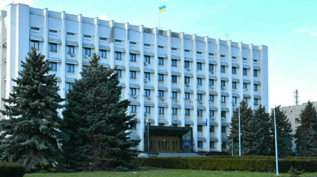 Депутата Одеської облради засудили за схему з освітленням - 290x166