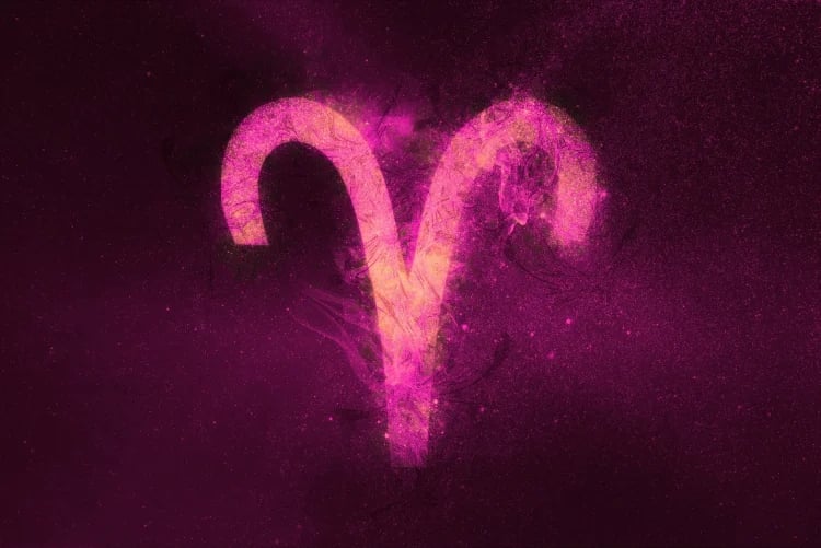 Яким знакам Зодіаку лютий 2025 року принесе справжнє кохання — Овен