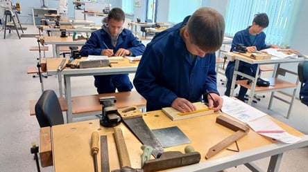 У Львові суд скасував примусову мобілізацію вчителя праці - 290x160