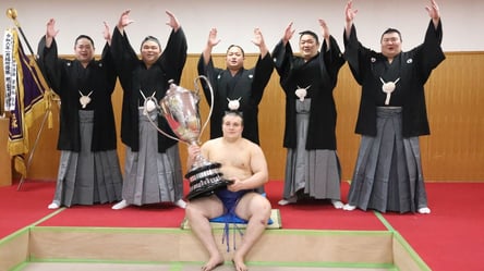 Украинский сумоист выиграл престижный турнир в Японии - 285x160