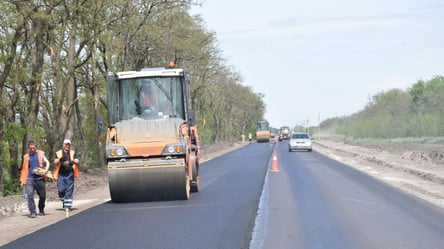 На Днепропетровщине чиновников подозревают в коррупции — могли нанести ущерб на 286 млн грн - 290x166