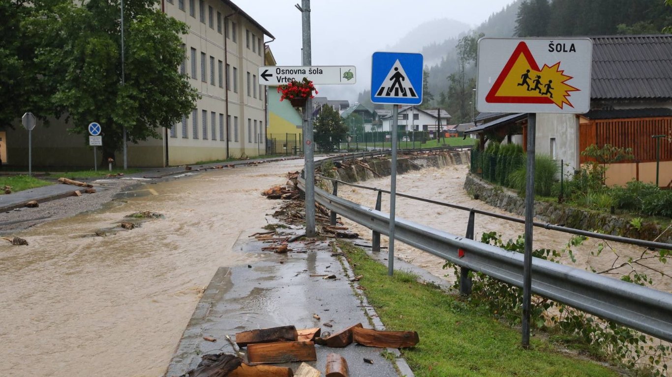 В Словении возросло количество жертв из-за наводнений