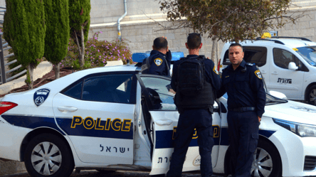 Поліція Ізраїлю напала на вірян у мечеті, — Reuters - 285x160