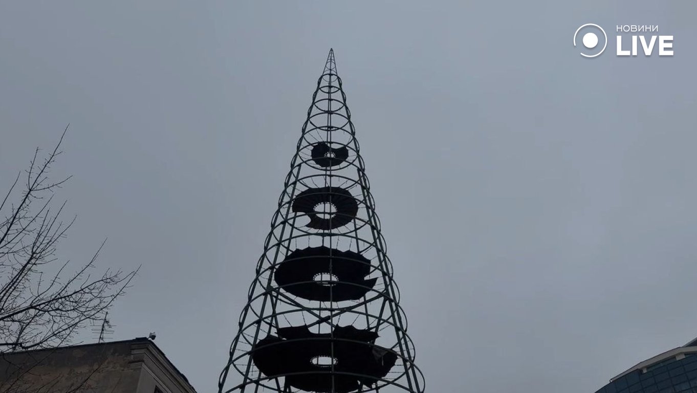 В Одесі змінили локацію головної ялинки 