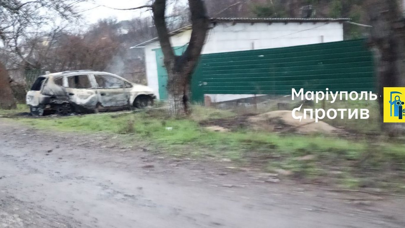 В Мариуполе партизаны подорвали автомобиль с российским офицером