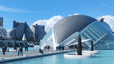 Популярний іспанський курорт вводить жорсткі квоти для туристів - 285x160