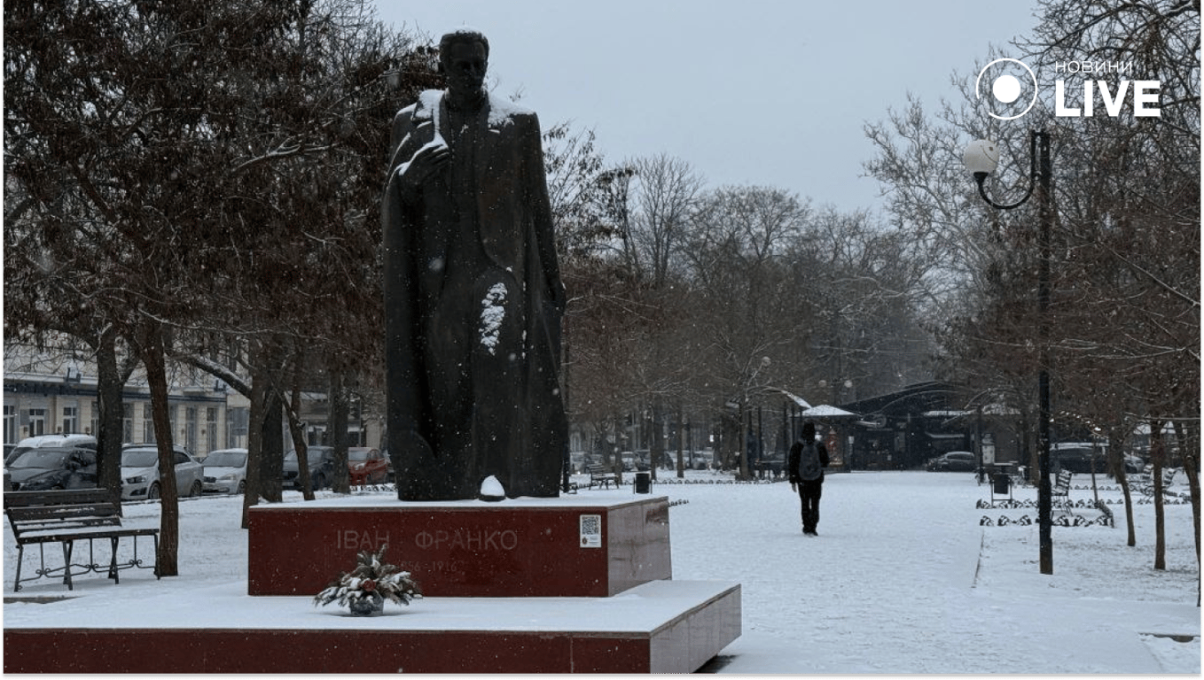 В Одесі засніжило: фото міста
