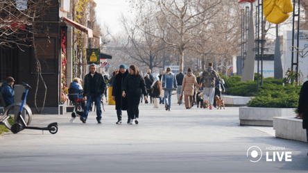 Ясно, но с порывами ветра: какой будет погода в Одессе и области в первый понедельник года - 285x160