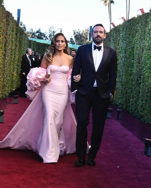 Бен Аффлек та Дженніфер Лопес близькі до розлучення. Фото: instagram/extratv