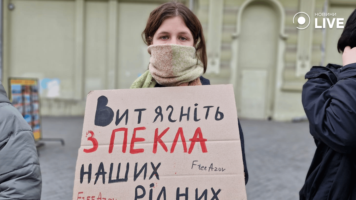Одеса не мовчить — фоторепортаж з акції FreeAzov - фото 9