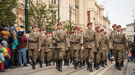 В Польше повысят выплаты военнослужащим — новые суммы - 290x166