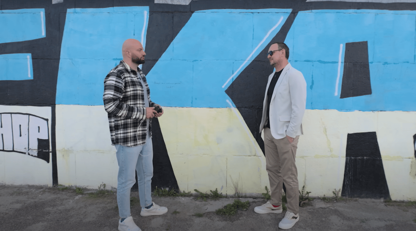 Валерий Харчишин на интервью со Славой Деминым