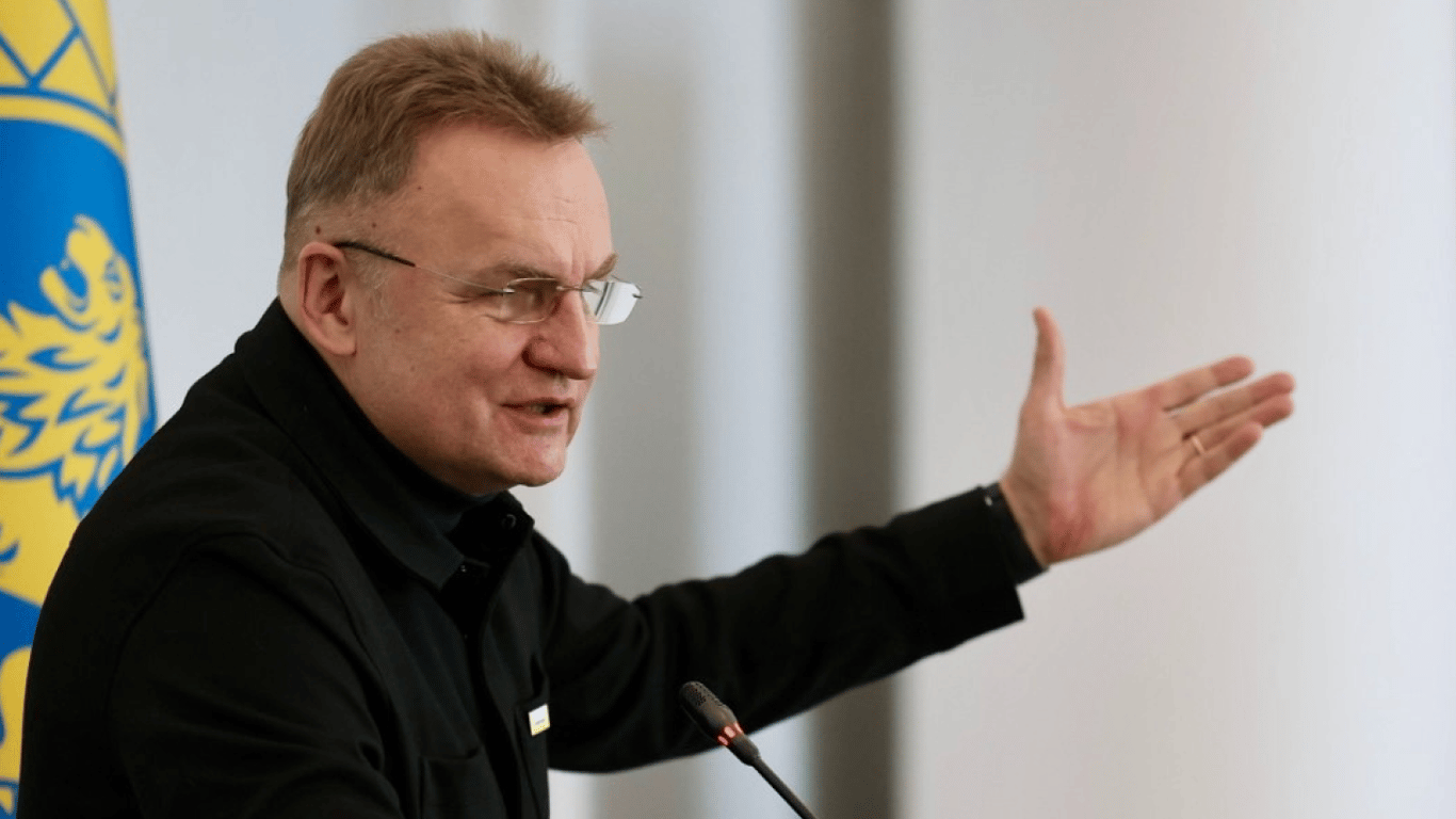 Это хулиганство: Садовый прокомментировал нападение на него
