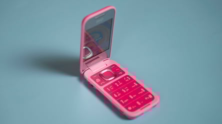 3 причини, чому варто перейти на кнопковий телефон у 2026 році - 290x160