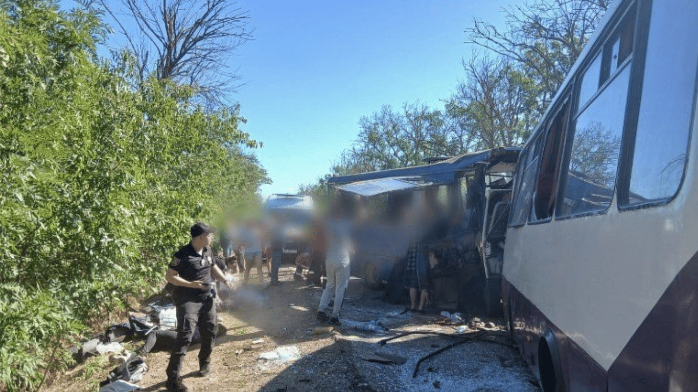 На Одещині зіштовхнулися два автобуси: є потерпілі
