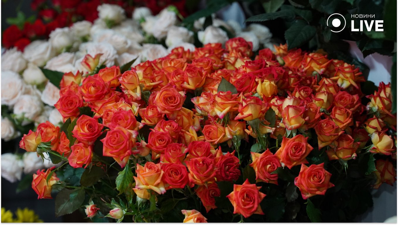 Квіти на день закоханих — яка ціна на одеському Привозі - фото 5