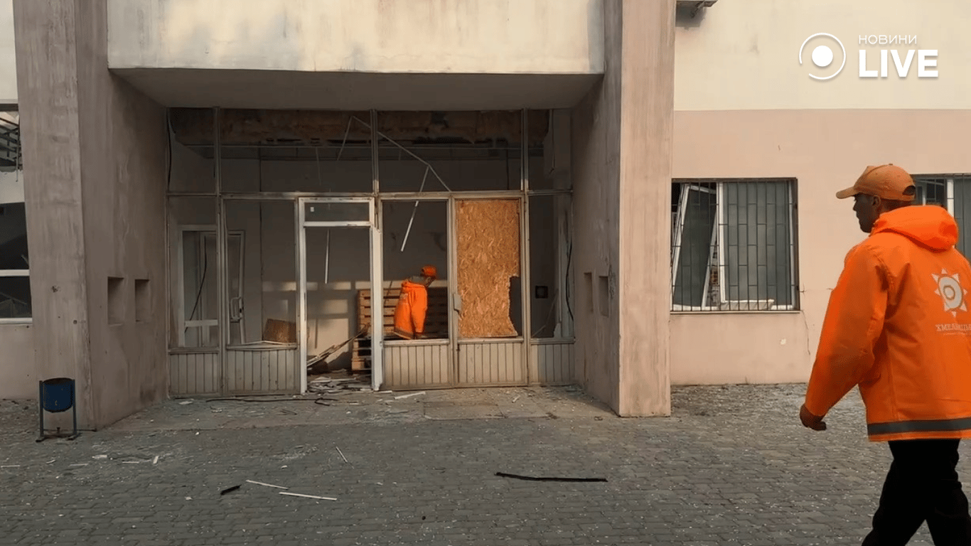 Наслідки обстрілу Одеси 16 квітня