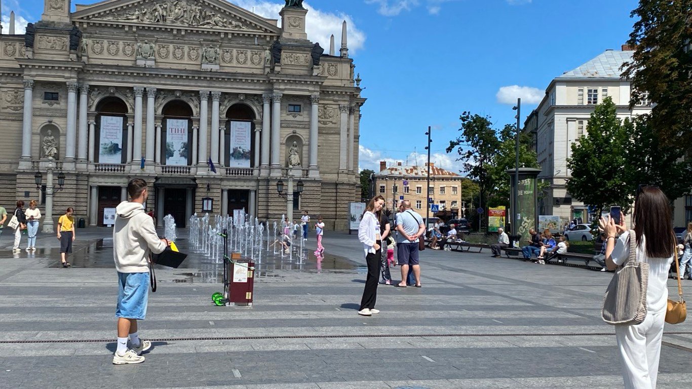 Успели ли львовяне отдохнуть летом — опрос