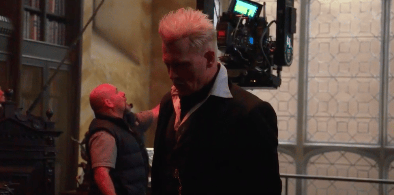 Johnny Depp plays the wizard Greene de Wald