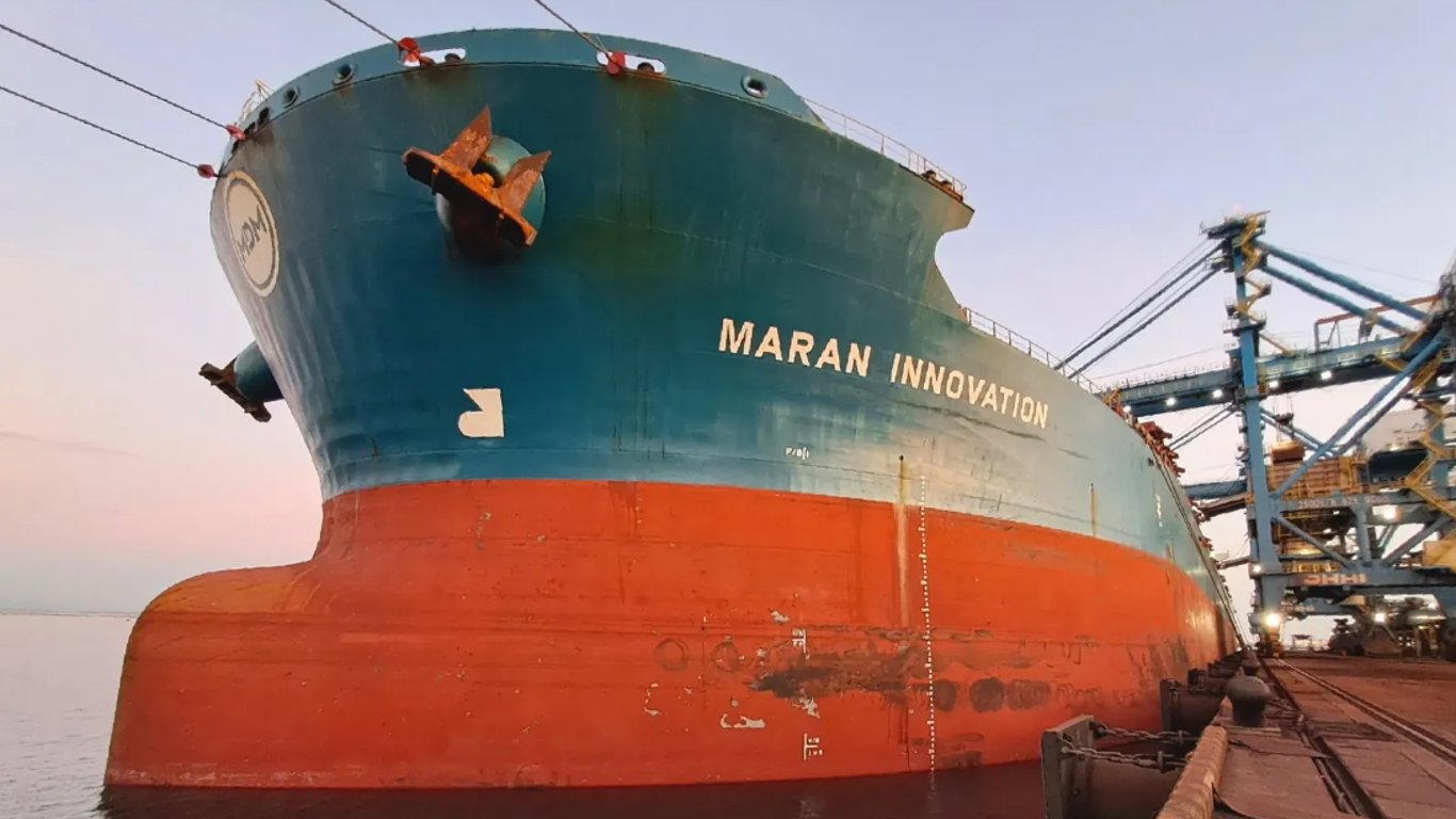 В портах Великої Одеси не припиняється завантаження суден — деталі експорту