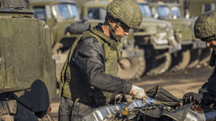Партизани "АТЕШ" знайшли в Криму ворожу техніку, яку ворог планує перекинути на фронт - 285x160