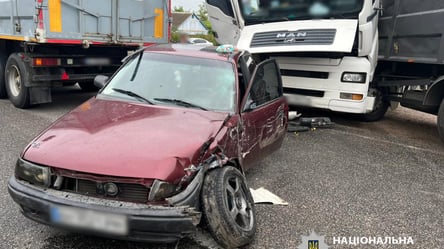 Аварія на трасі Одеса — Рені —  рух сильно ускладнено - 290x166