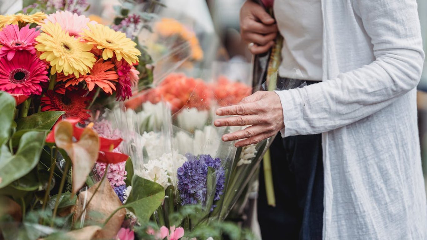 Скільки коштують квіти в Харкові напередодні 8 березня