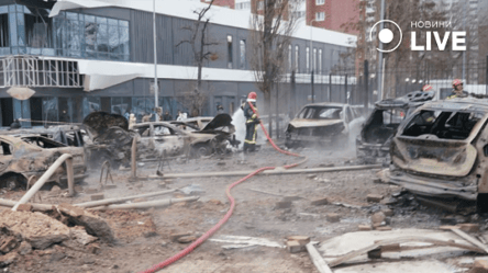 В Подольском районе в результате падения обломков горели два автосалона - 285x160