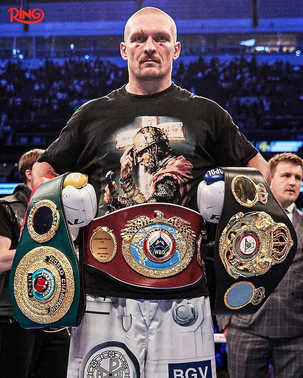 Александр Усик