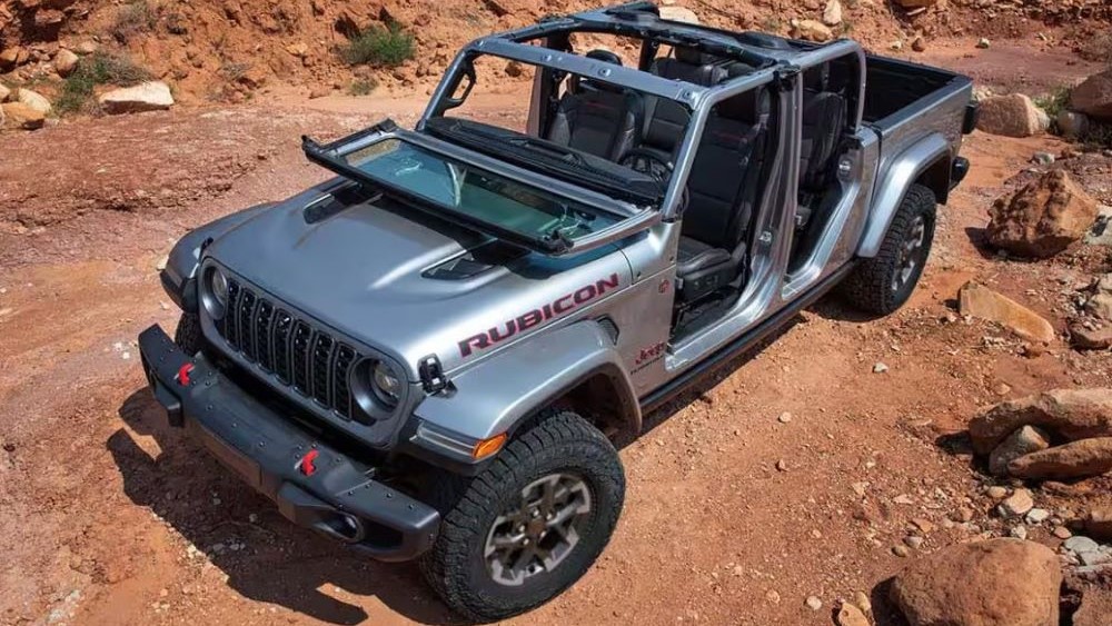 Три лучших внедорожника 2024 года - альтернативы Jeep Wrangler и Ford Bronco - фото 3