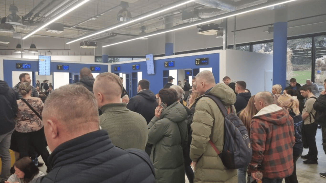Не получили паспорт в консульстве: идите в Документ