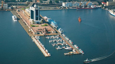 Одесский порт, обстрелянный Россией, является объектом всемирного наследия ЮНЕСКО - 285x160