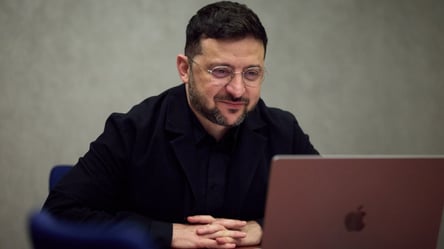 Zelensky speaks with freed Belarusian political prisoners - 304x171