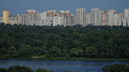 Родич виїхав за кордон: коли він може втратити право на квартиру - 328x184