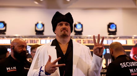 Усик отримав престижну нагороду в Великій Британії - 285x160