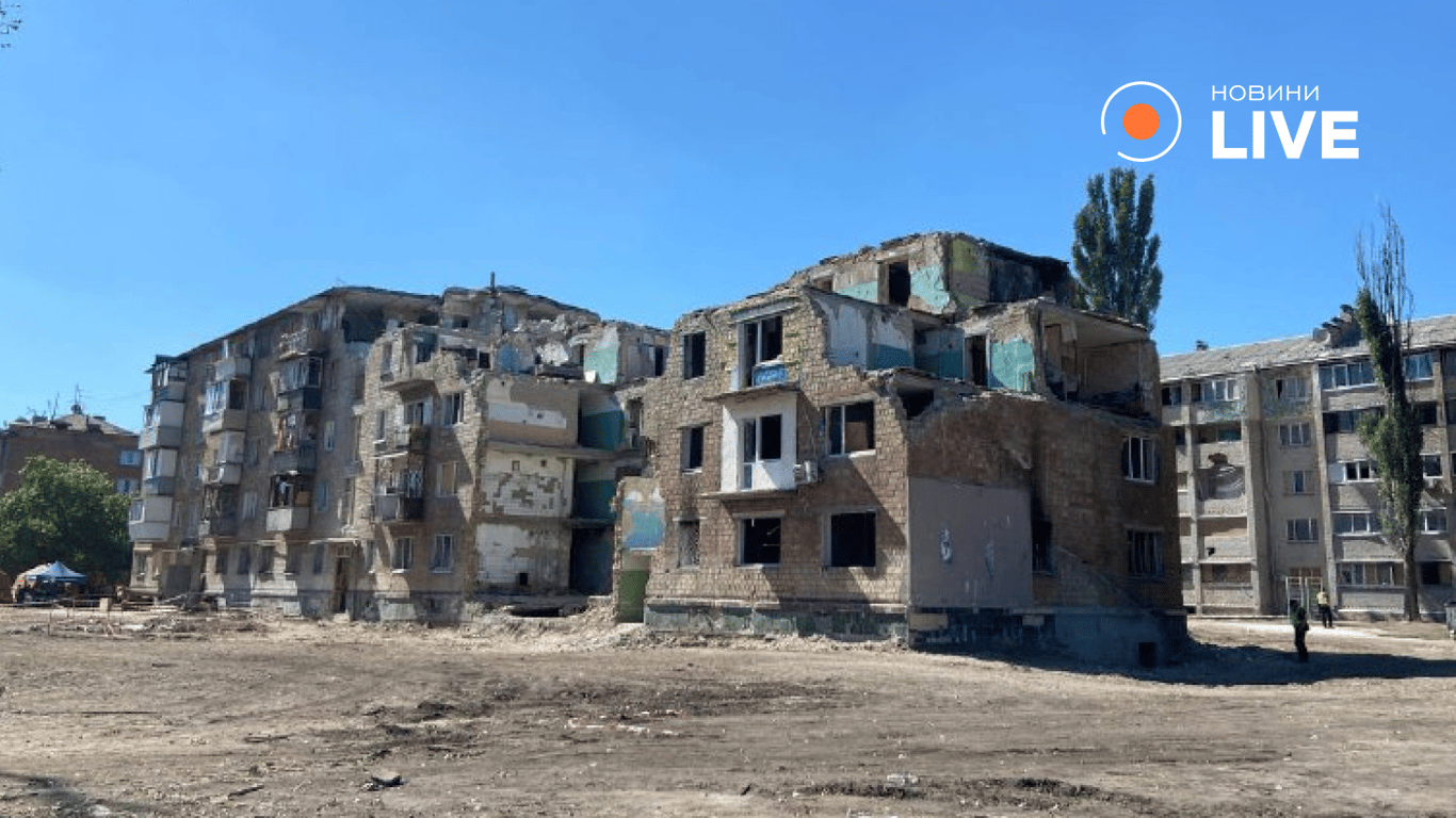 РФ знищила будинок у Дарницькому районі Києва - фото