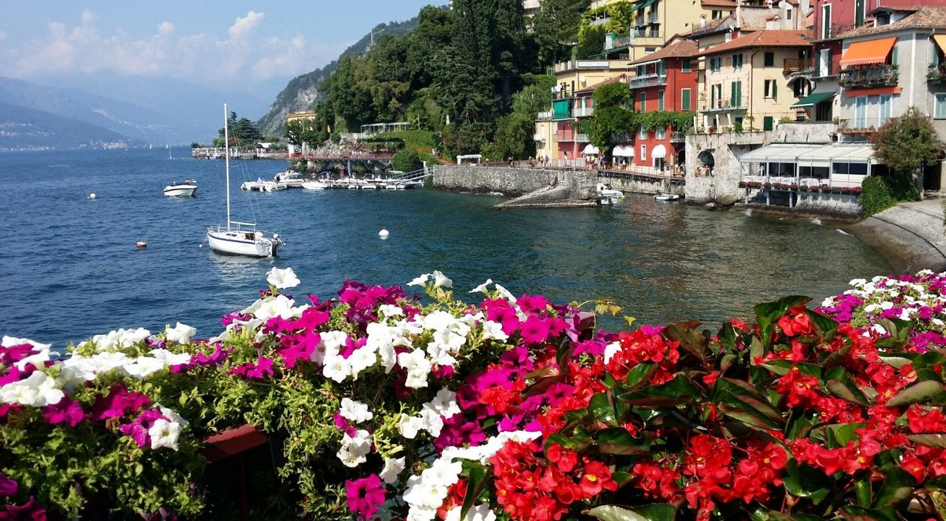 Романтичне містечко в Італії, де сотні пар святкують весілля - фото 1