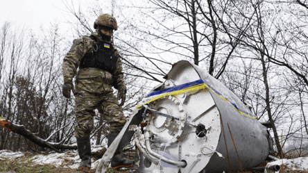 У Львівській області знешкодили російську ракету, яка не здетонувала - 285x160