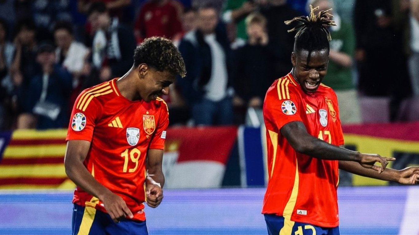 Ламин Ямал и Нико Уильямс