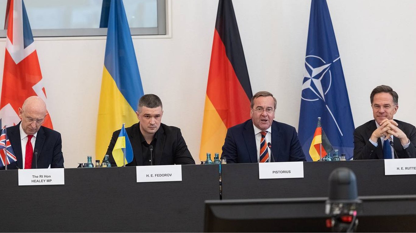 Розпочалося засідання "Рамштайну": Федоров повідомив перші результати