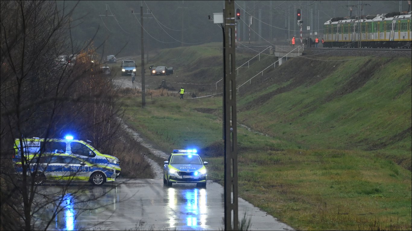 Польща вважає підрив залізниці терактом — залучають ТрО охороняти - фото 1
