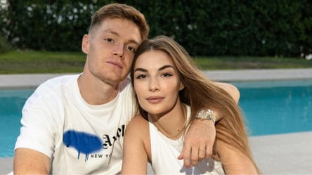 Цыганков опубликовал нежное фото с женой в цветах "Динамо" - 285x160