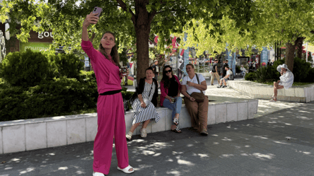 Шторм і люди — фоторепортаж з одеського узбережжя - 285x160