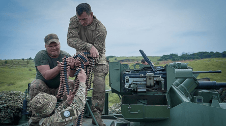 Под Харьковом гвардейцы уничтожили восемь БпЛА за несколько дней — видео - 290x166