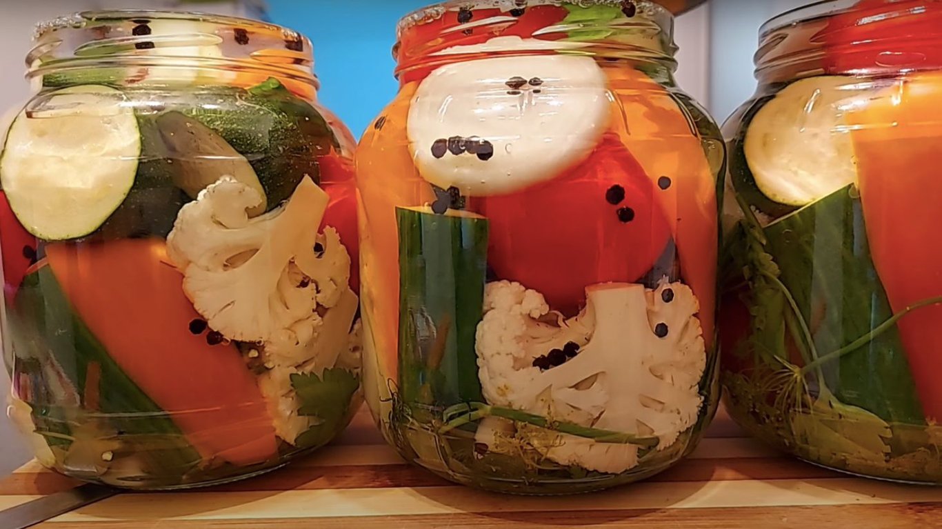 овощной салат на зиму