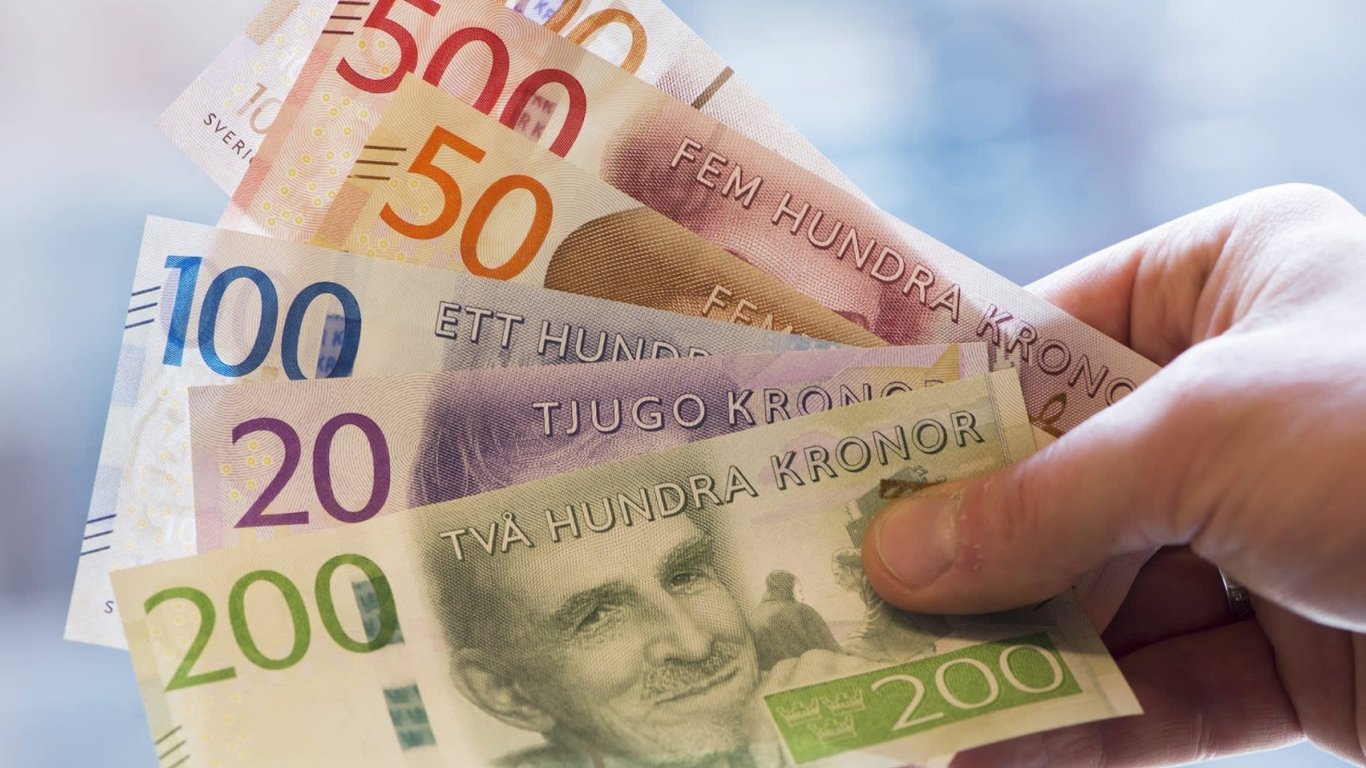 Біженці у Швеції — українцям підвищать виплати до 820 євро