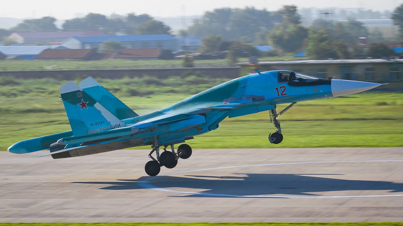 У Росії розбився винищувач Су-34, екіпаж загинув, — росЗМІ