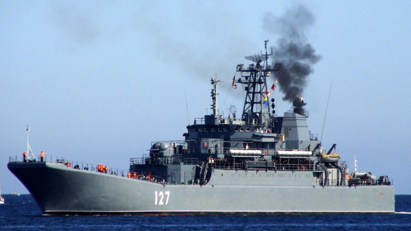 ВДК Мінськ у Севастополі знищено — яка вартість судна