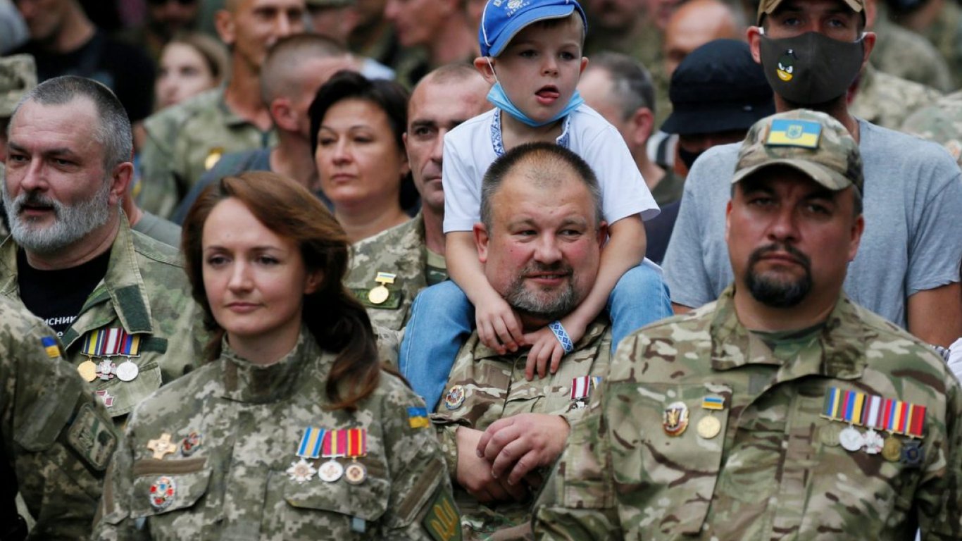 Оперативный резерв, детали и отличия первой и второй волн